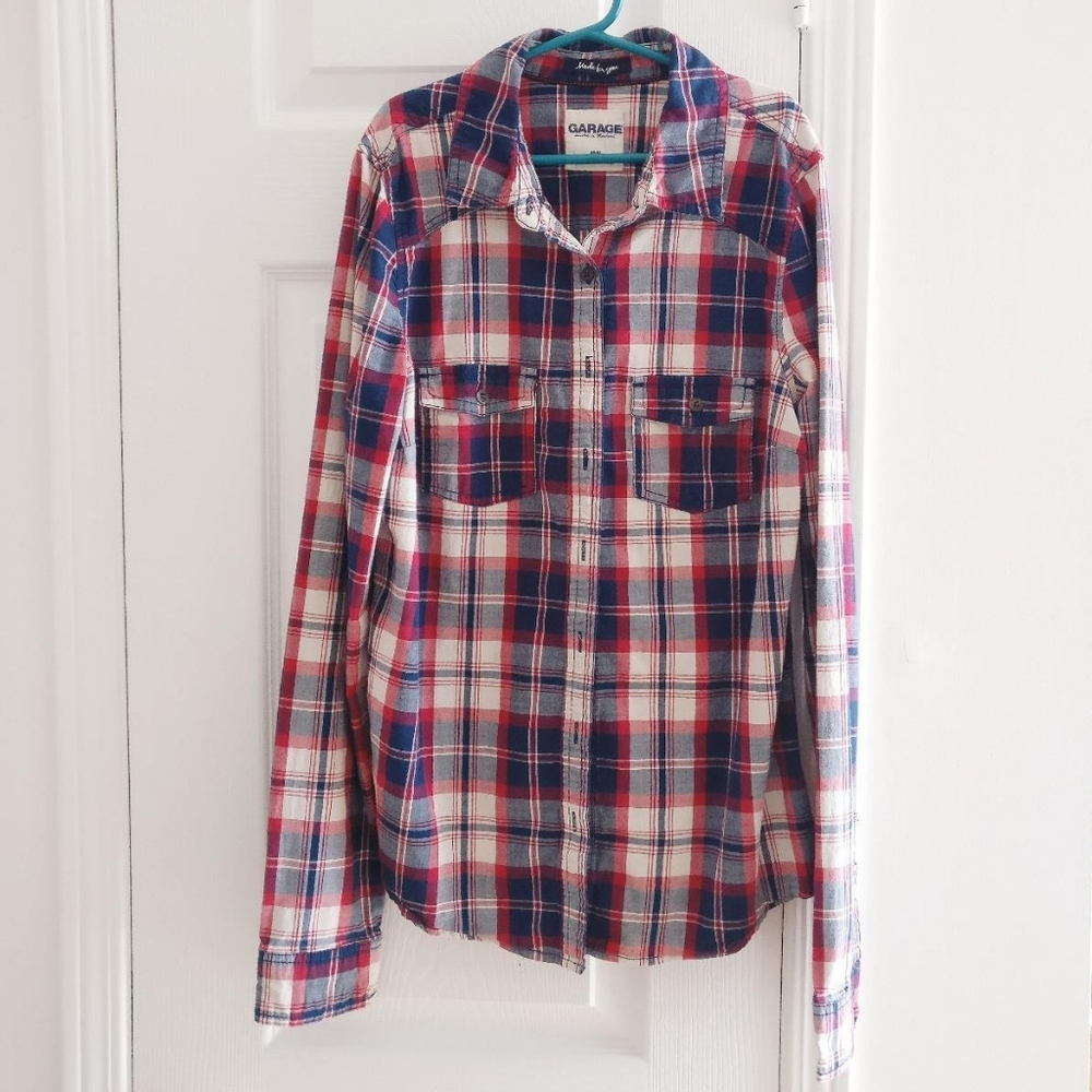 Garage plaid button-up